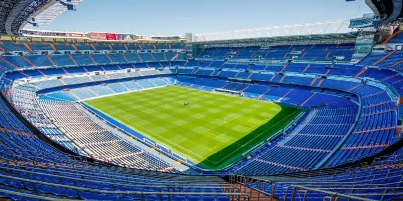  Sân nhà của CLB - Đội Tuyển Real Madrid - Santiago Bernabéu